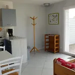 Calme Avec Terrasse Pres De Gerardmer - Fr-1-589-158 Apartment