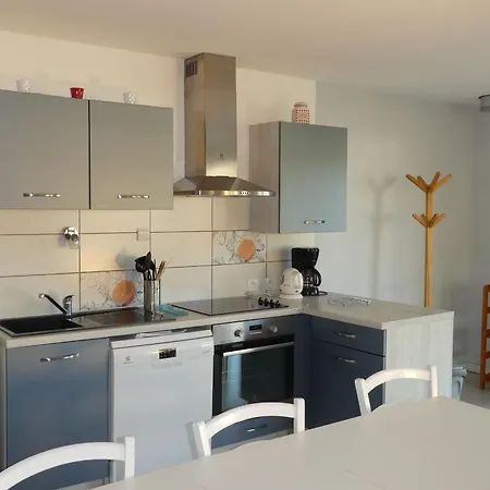 Calme Avec Terrasse Pres De Gerardmer - Fr-1-589-158 *