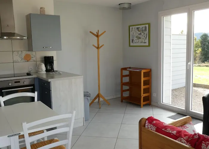 Calme Avec Terrasse Pres De Gerardmer - Fr-1-589-158 Apartmán